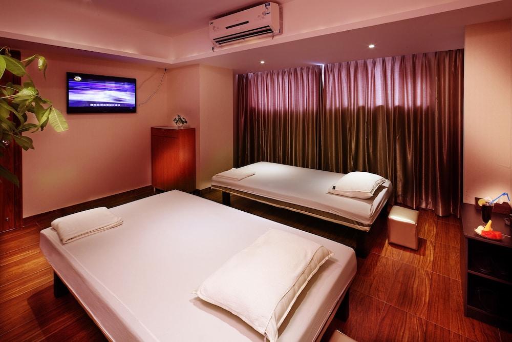 Clayton Hotel-Near Pazhou Exhibition Center Guangzhou Buitenkant foto