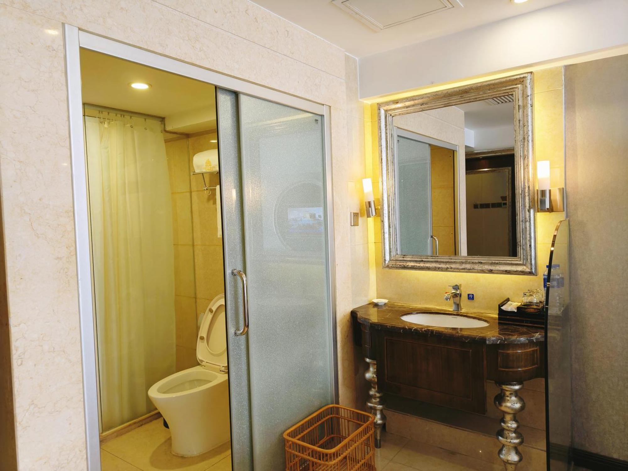 Clayton Hotel-Near Pazhou Exhibition Center Guangzhou Buitenkant foto